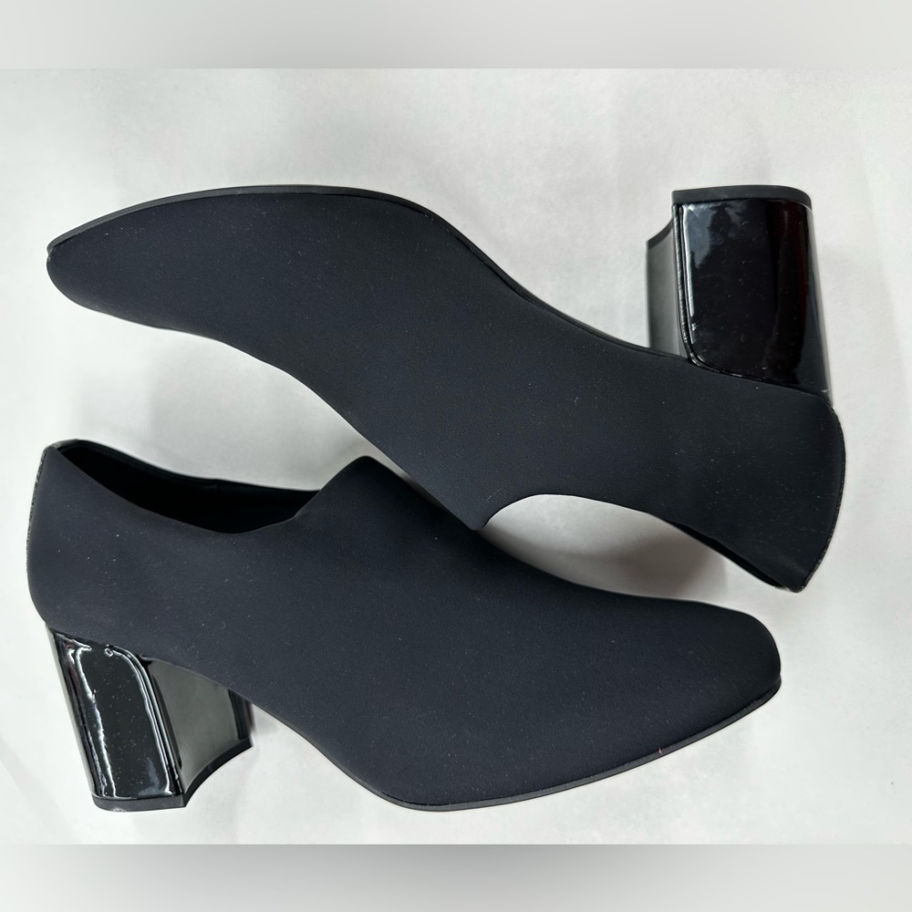Anne Klein Black Glossy Block Heel Shoes